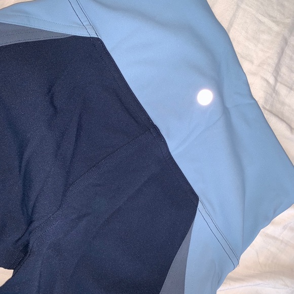 Lululemon leggings - Picture 5 of 6